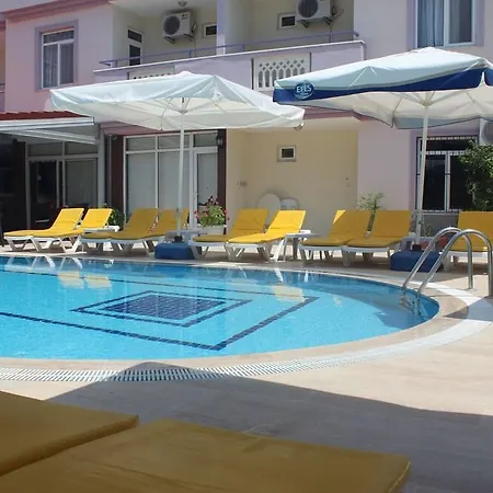Victoria Princess Apart-hotel Side