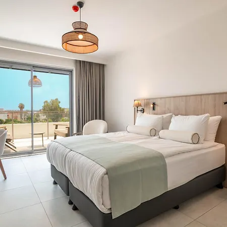 Victoria Princess Hotel